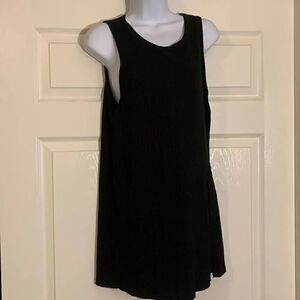 DOUBLE ZERO, tunic, sleeveless, w/slit to side and cross seam, great cond.,